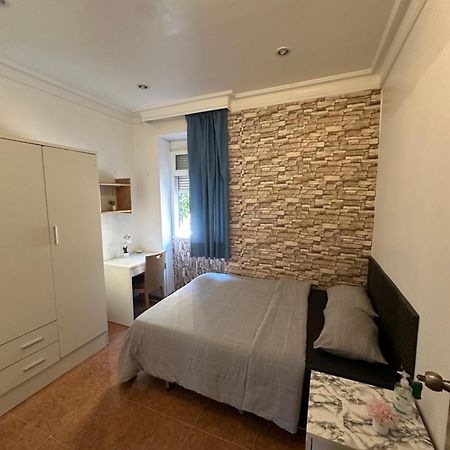 Habitacion En Piso Compartido En Malaga Capital Eksteriør billede